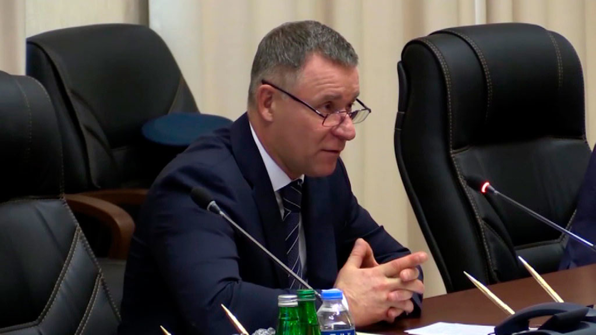 Россия отправила в Карабах гуманитарную помощь для быстрого восстановления региона