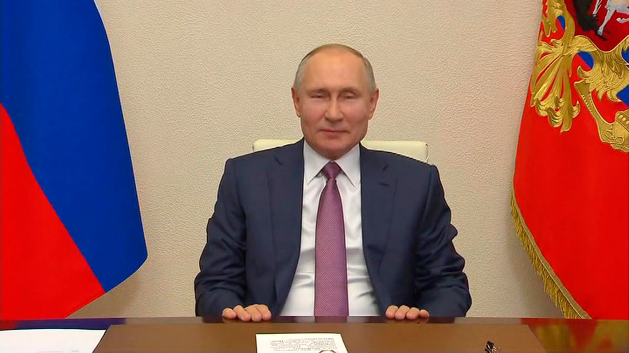 Путин: России удалось не допустить критического спада в экономике в период пандемии