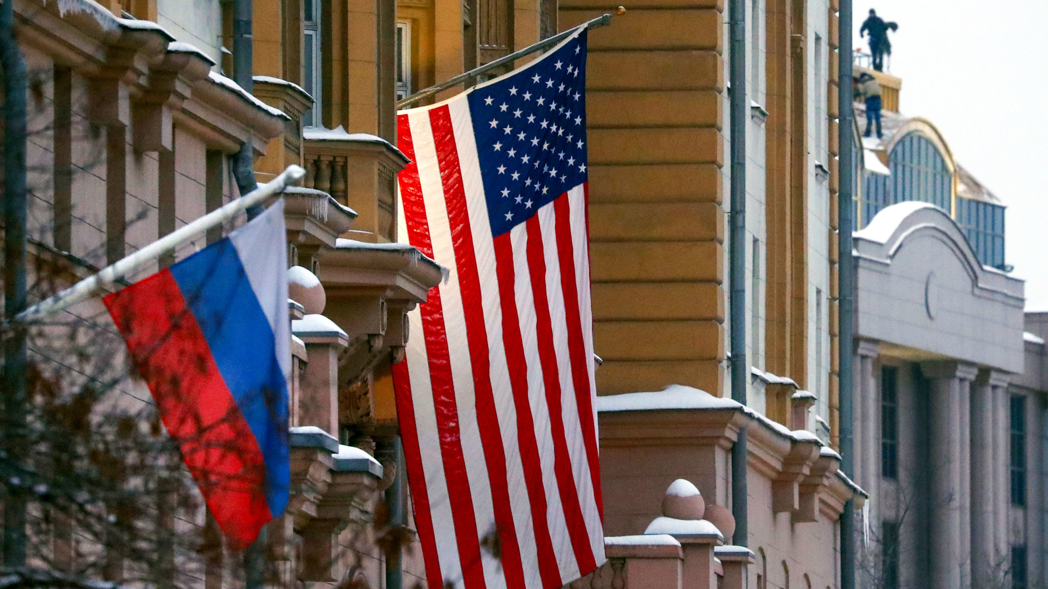 Посол США в Москве вызван в МИД РФ