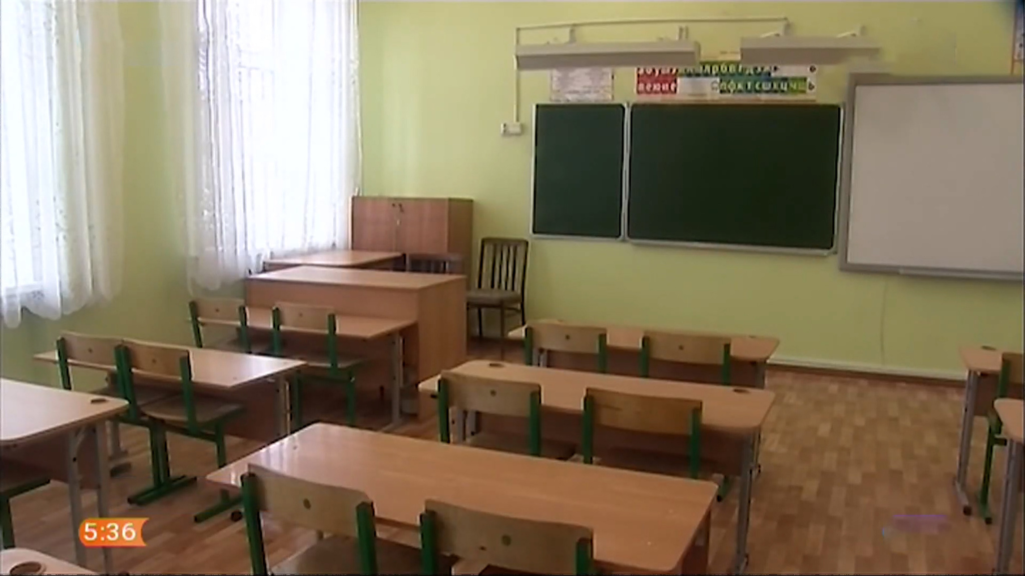 Школы и детсады Подмосковья сегодня возобновляют работу в очном режиме