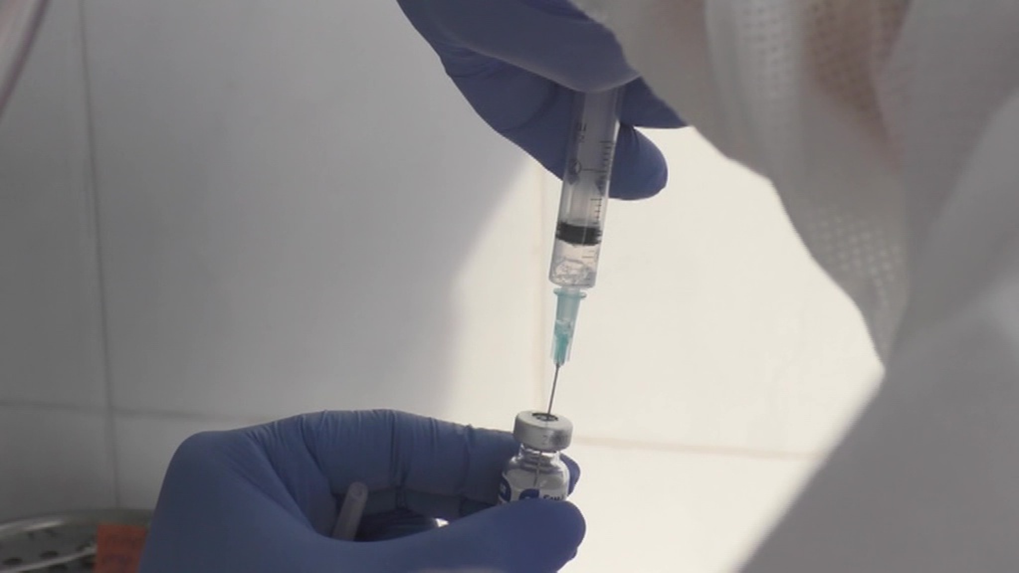 В Кузбассе началась запись на вакцинацию от коронавируса для жителей старше 60 лет