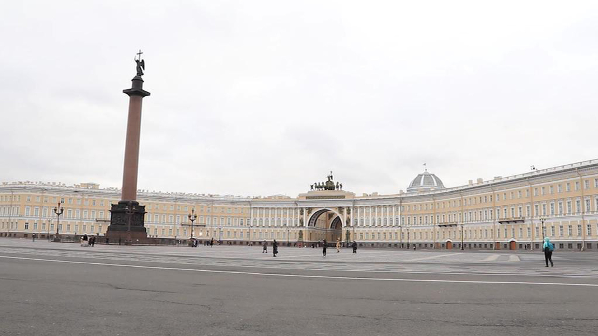 Санкт-Петербург опередил Москву по числу выявленных случаев коронавируса