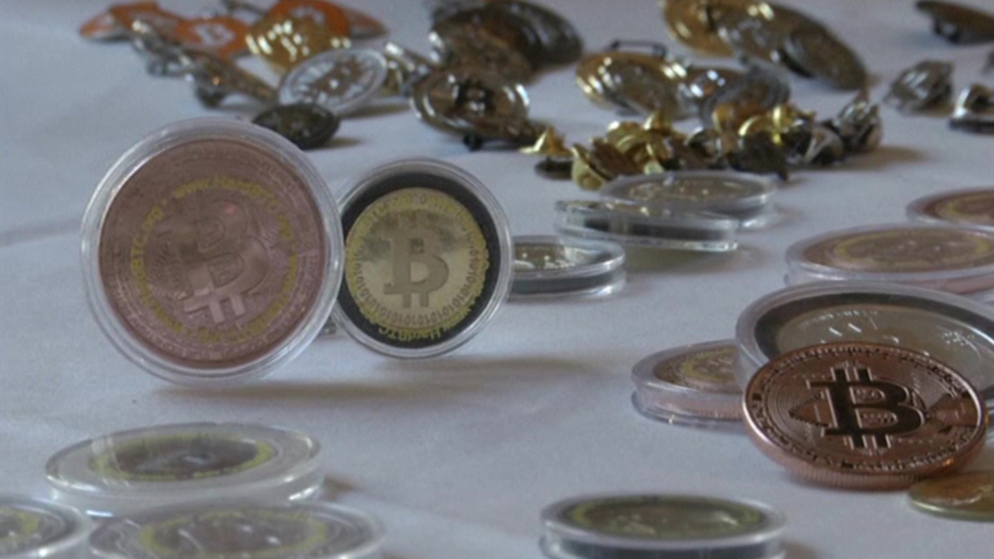 Стоимость биткоина достигла 50 тысяч долларов