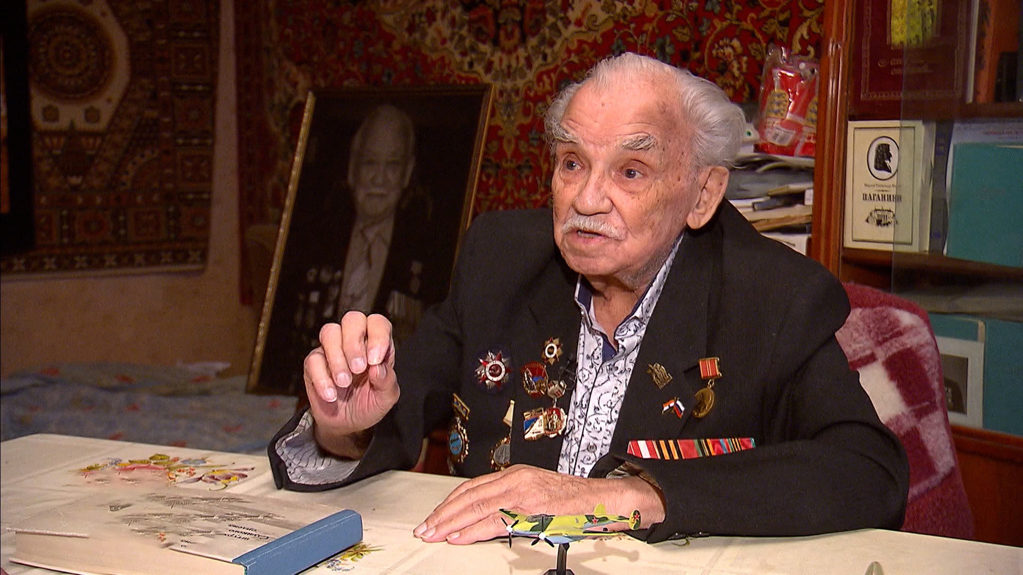 Дело штурмана: как 98-летний фронтовик забрал деньги у аферистов