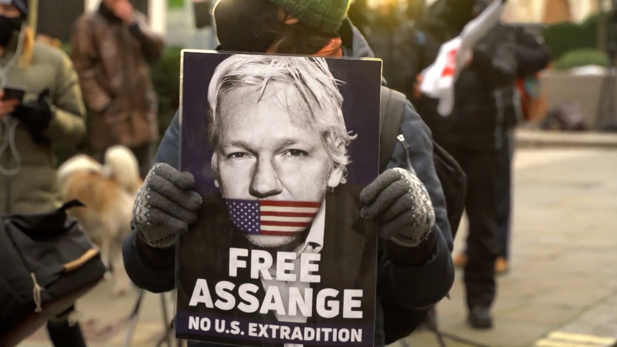 Лондонский суд отказался отпустить основателя WikiLeaks Джулиана Ассанжа под залог