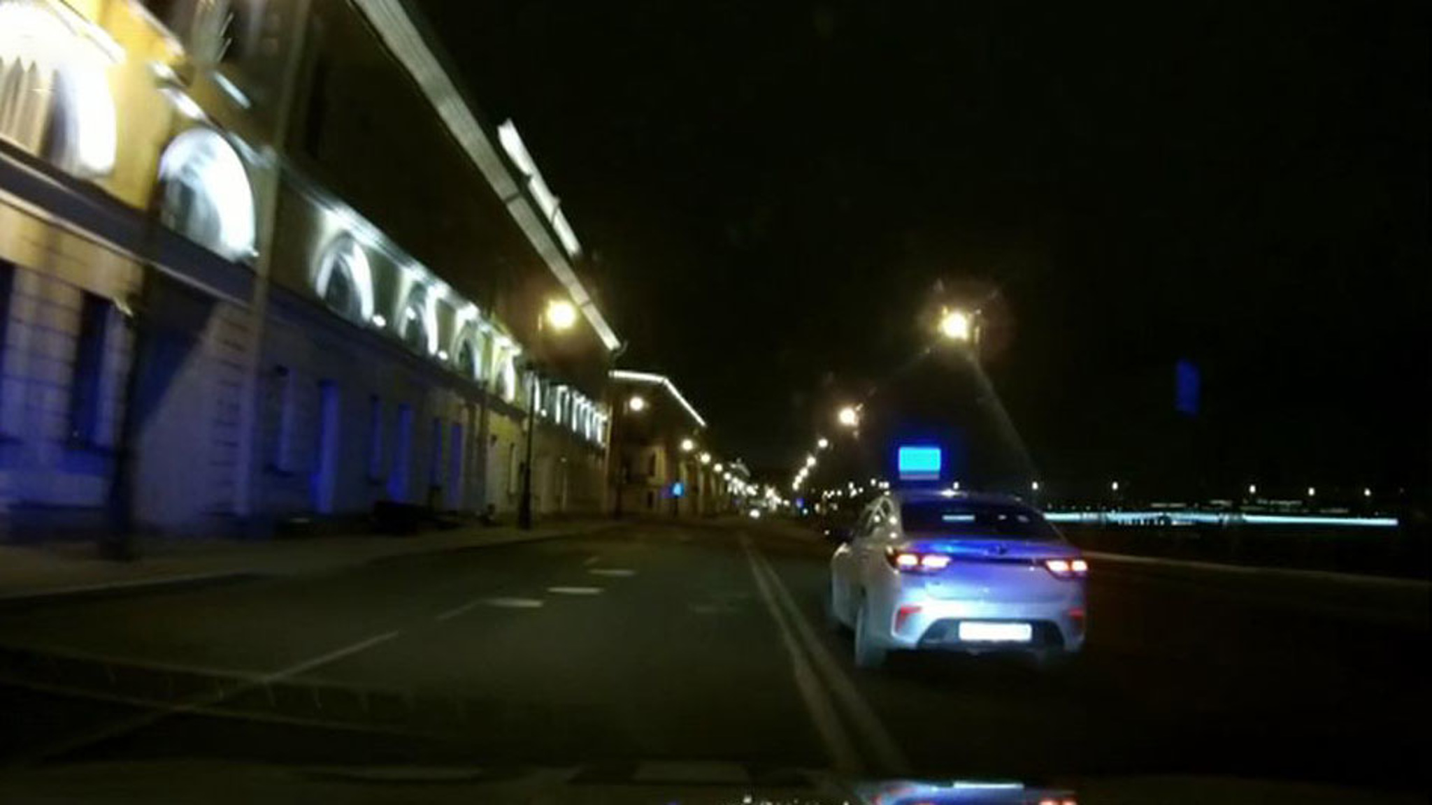В Петербурге погоня со стрельбой закончилась больницей для лихача