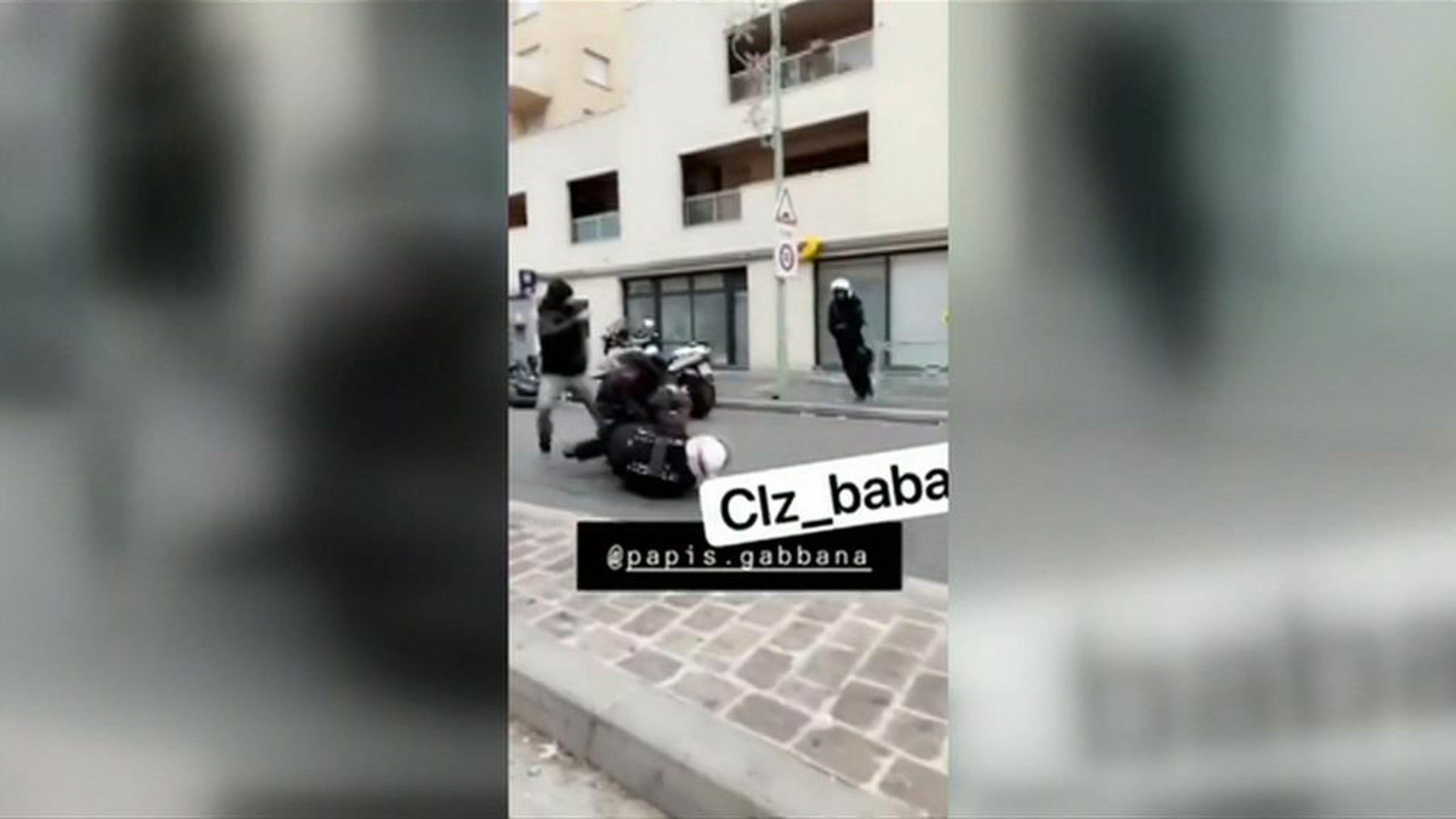 Проверка документов закончилась избиением: почему во Франции линчуют полицейских