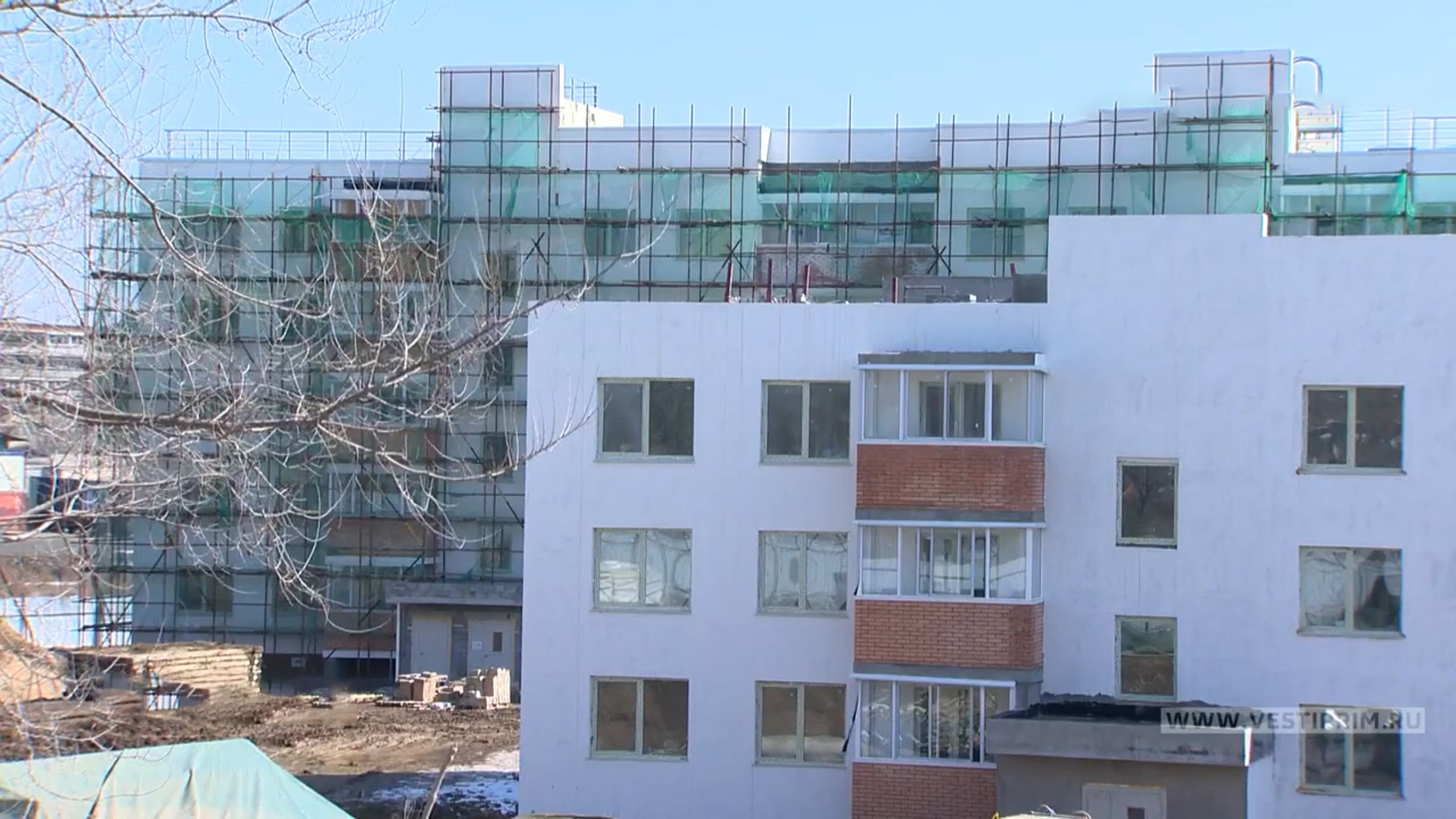 Новую поликлинику и сад открыли для детей в Большом Камне
