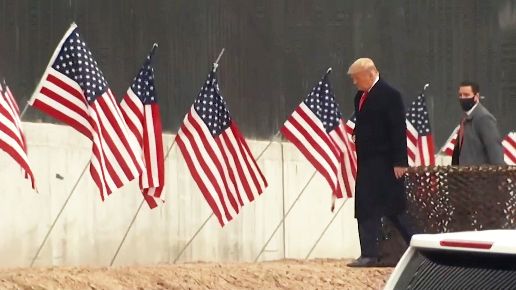 Импичмент Трампу прошел процедурное голосование