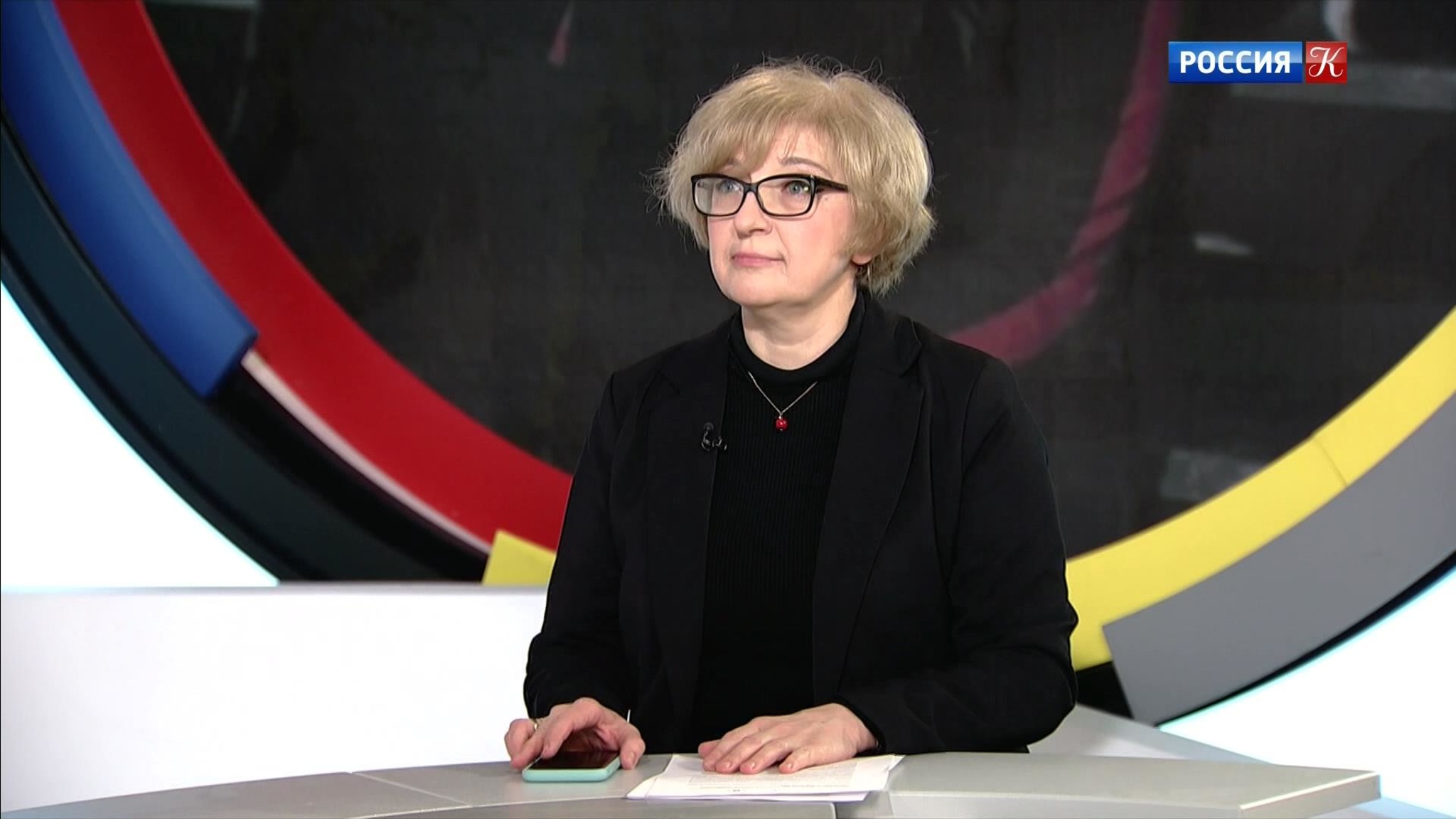 Юлия Гирба – о спектакле-лаборатории "Берегите ваши лица 2020"