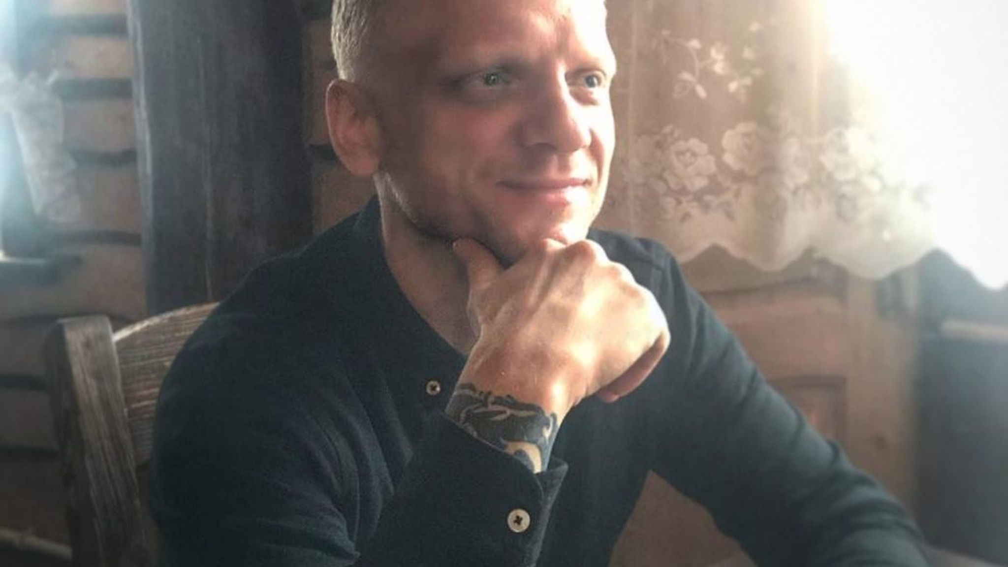Руслан Белый пошутил на похоронах комика Шаляпина