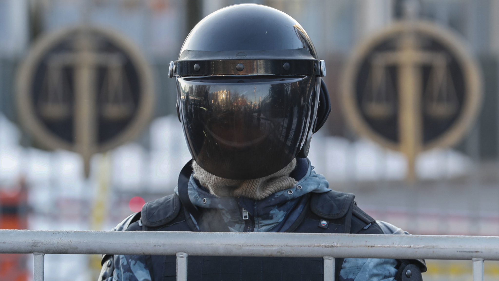 Московская полиция напомнила об ответственности за незаконные акции