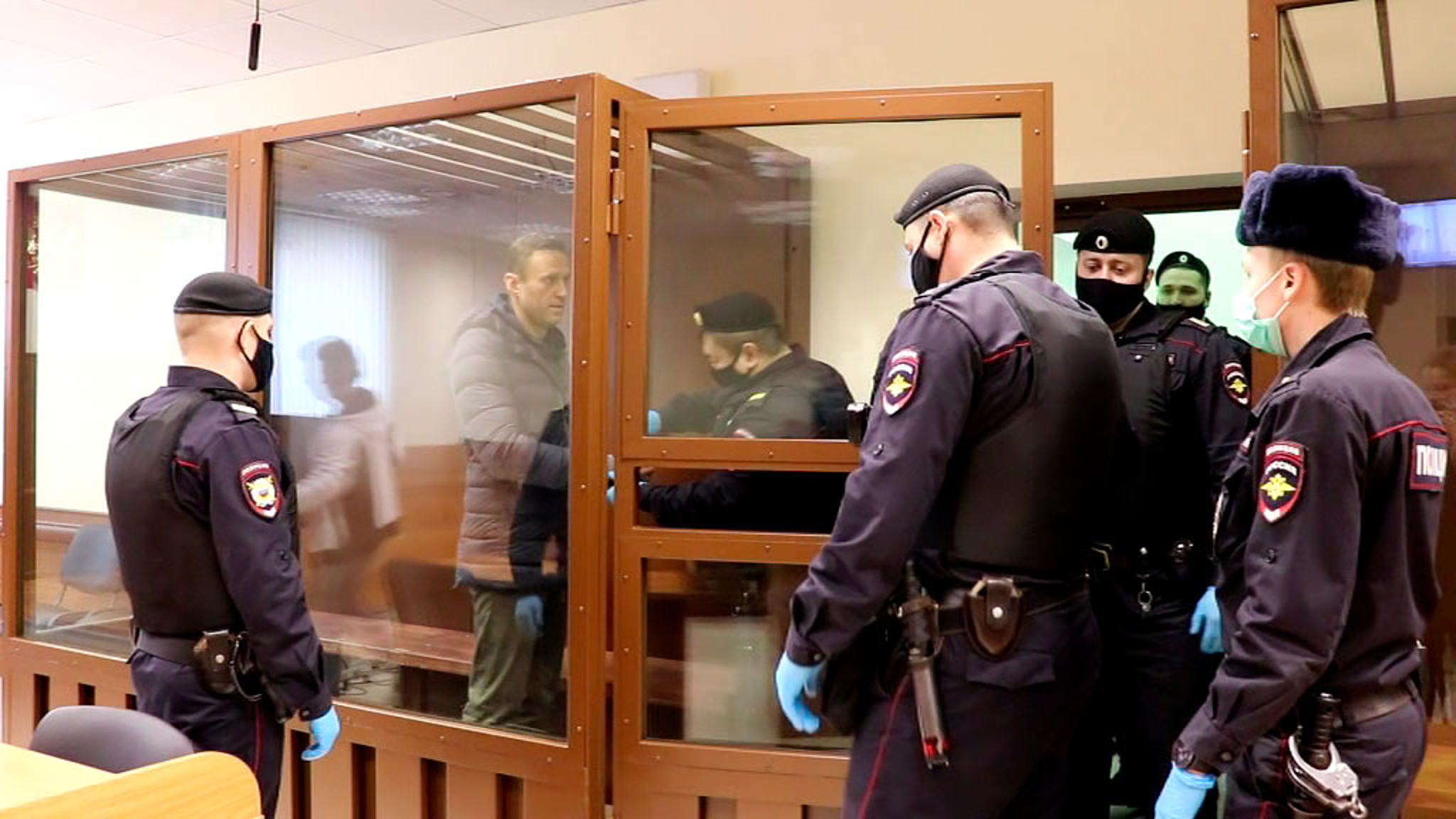 Возобновлено дело о клевете Навального в адрес ветерана