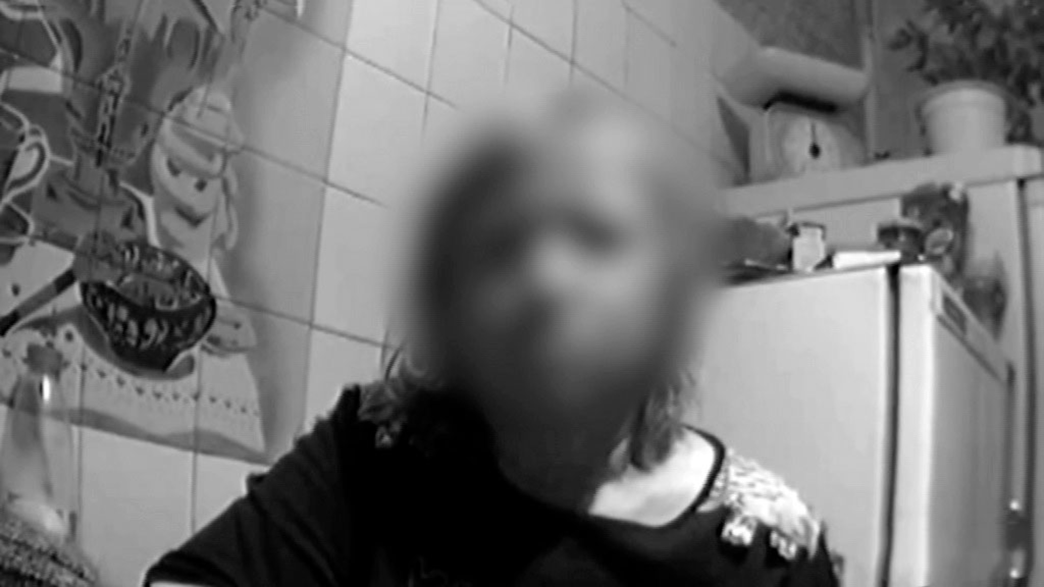 В Тыве мачеха "заказала" киллеру восьмилетнюю падчерицу ради квартиры