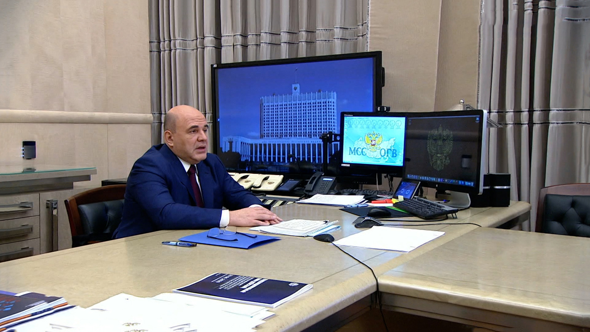 Кабмин будет строже контролировать расходы бюджета и цены