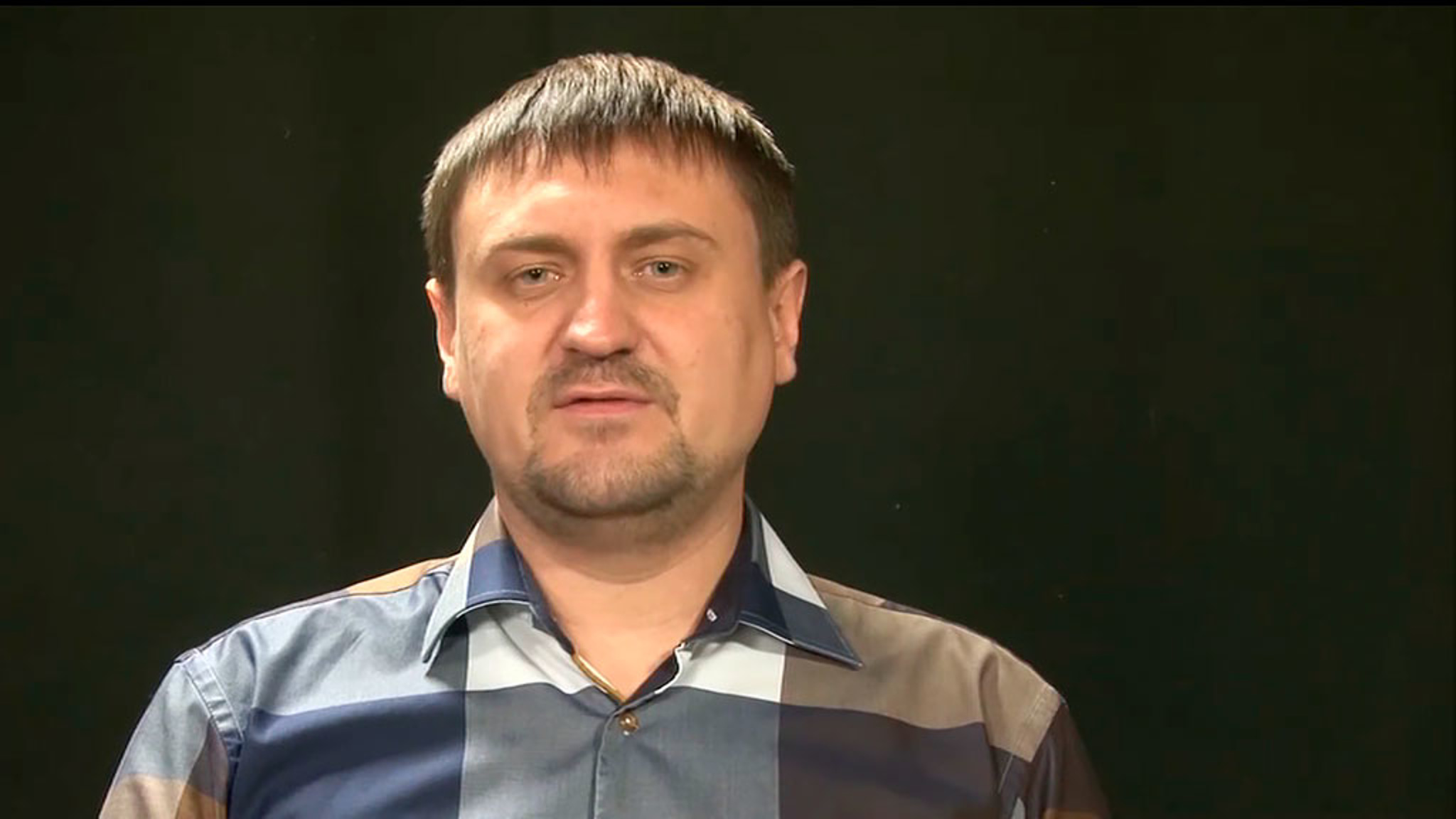 Телефон спрятал в мультиварке: депутат-взяточник Евгений Козин "застеснялся" во время обыска
