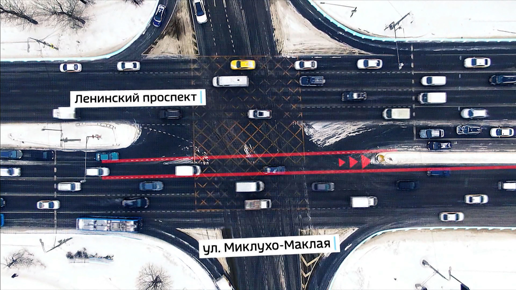 На московских дорогах появились исчезающие полосы