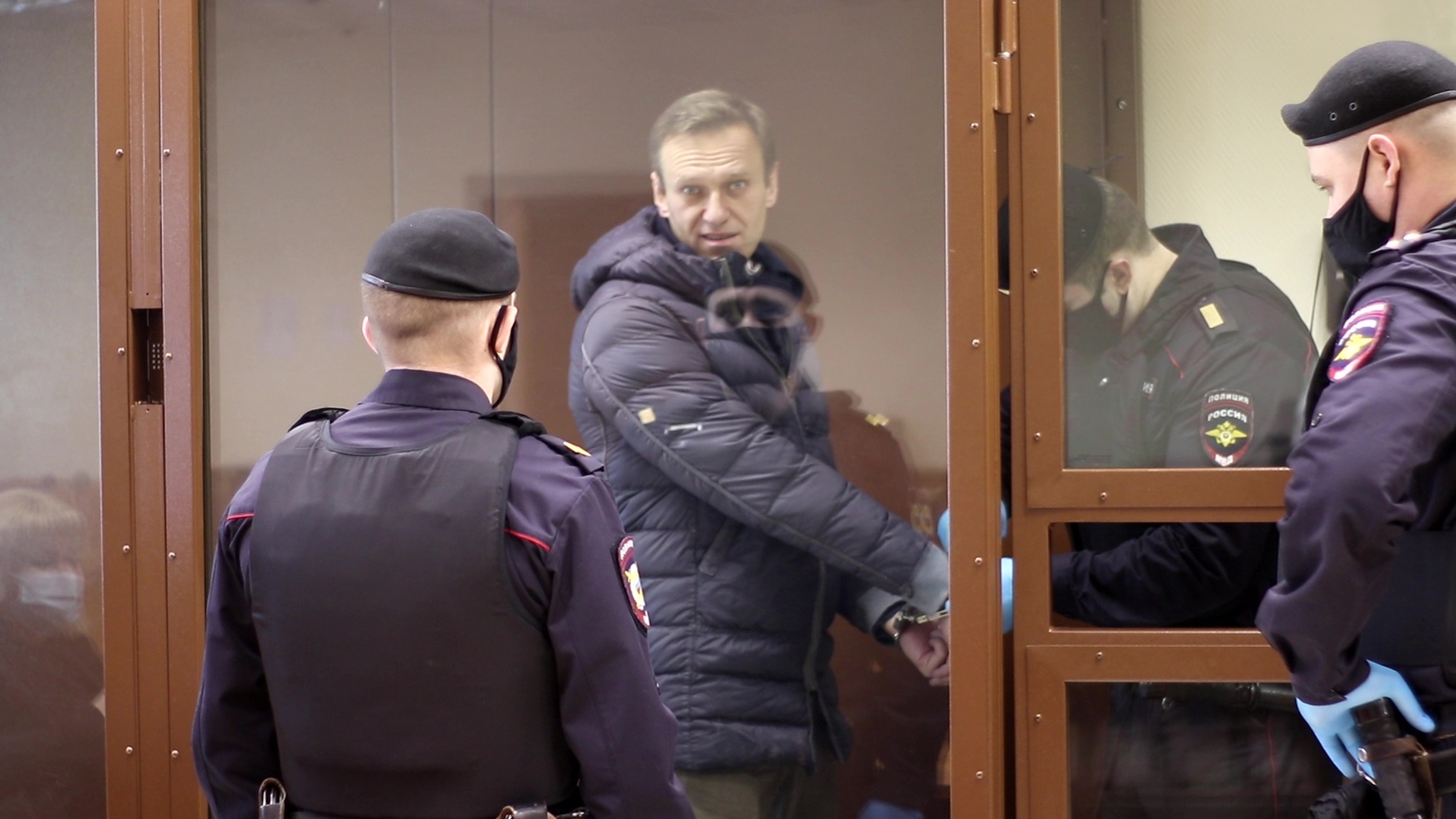 Обвинение просит оштрафовать Навального на 950 тысяч рублей