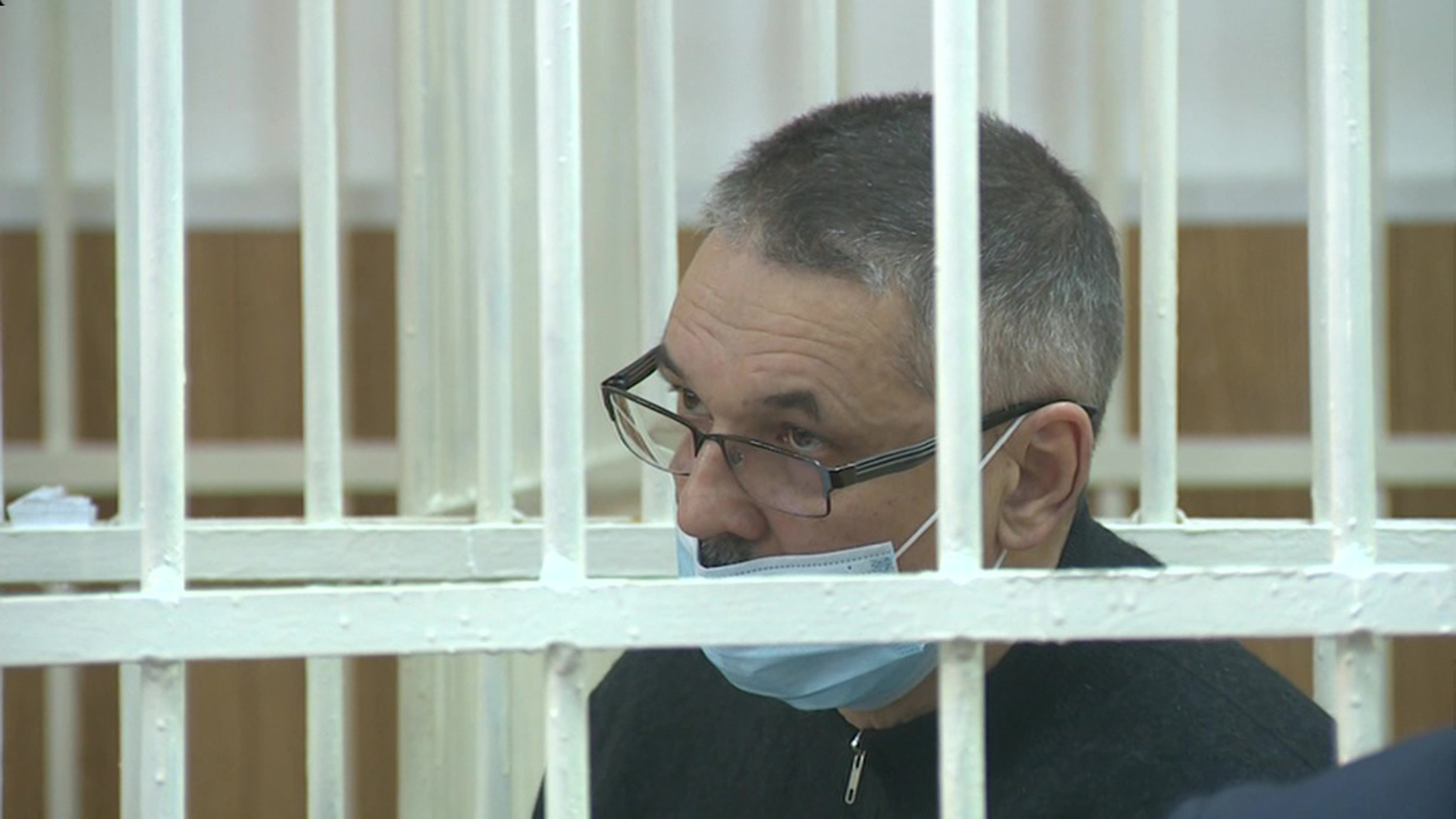 Брал мебелью и ремонтом: история взяток чиновника Олега Кузнецова