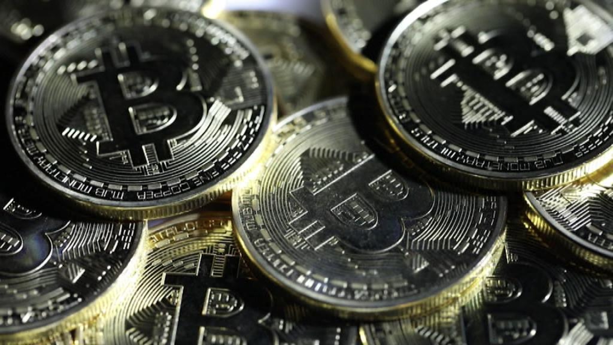 Курс биткоина продолжает бить рекорды