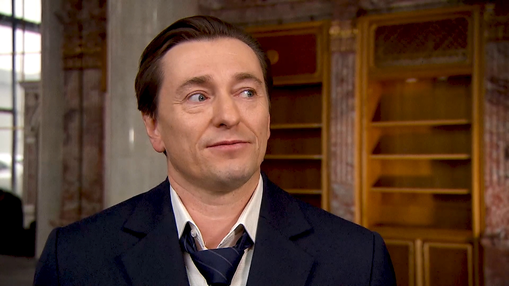 "О разведчиках не рассказывают": Сергей Безруков – о новом сезоне "Оптимистов"