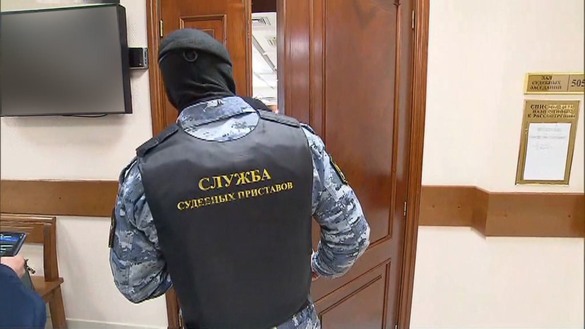 Жизнь барина и медиаимперия: чем "прославился" экс-глава Серпуховского района Александр Шестун