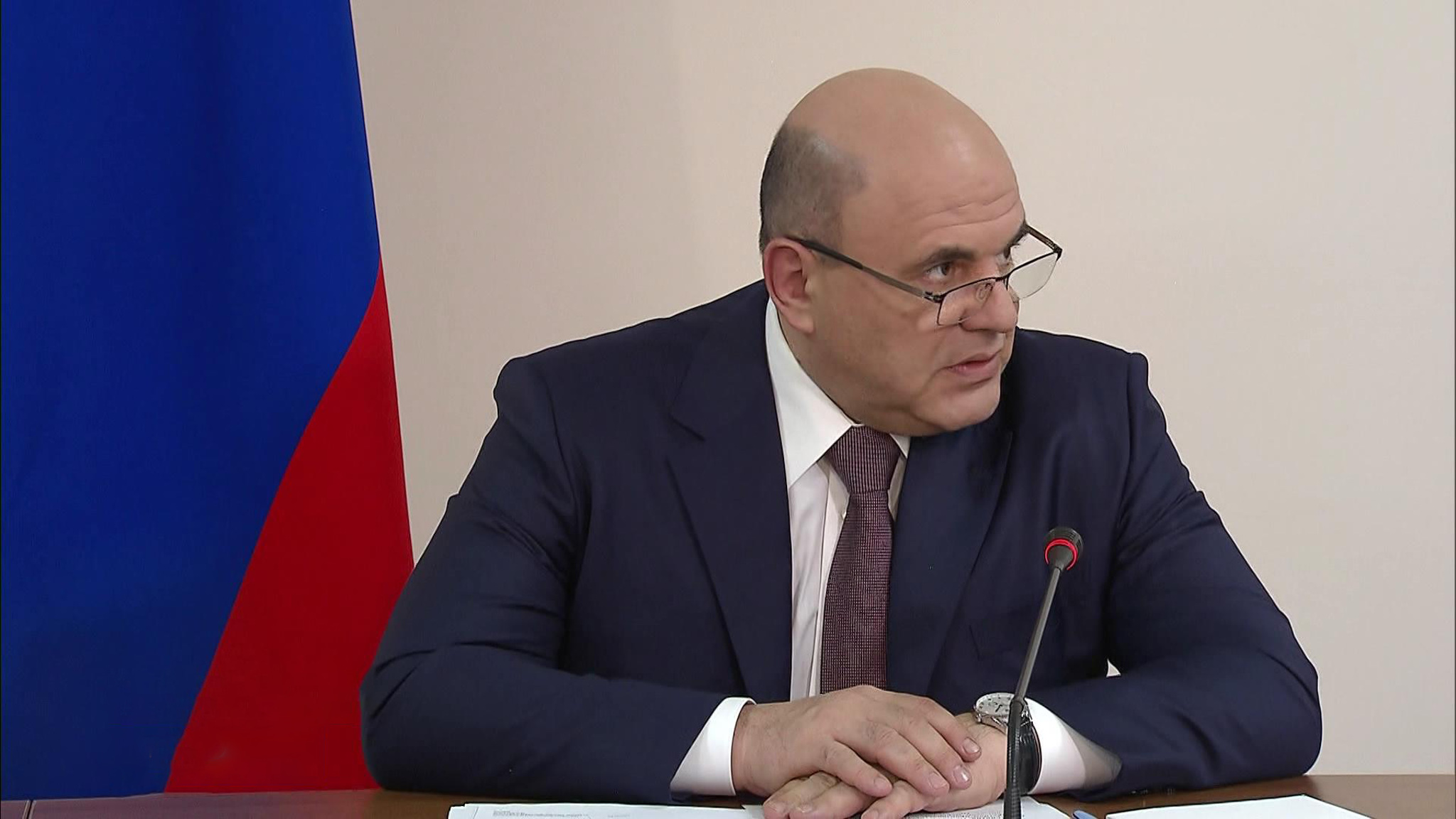 Мишустин посетил высокотехнологичные предприятия и городок для пожилых людей