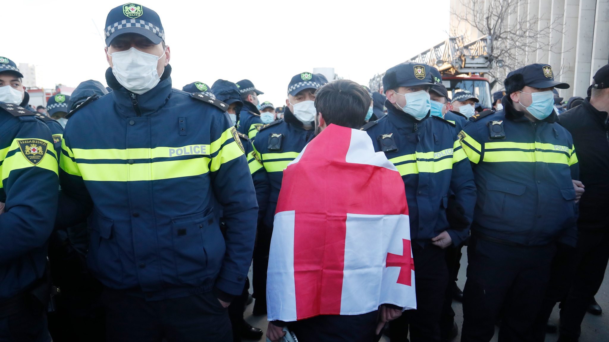 Во время спецоперации по аресту Ники Мелии в Грузии задержали более 20 человек
