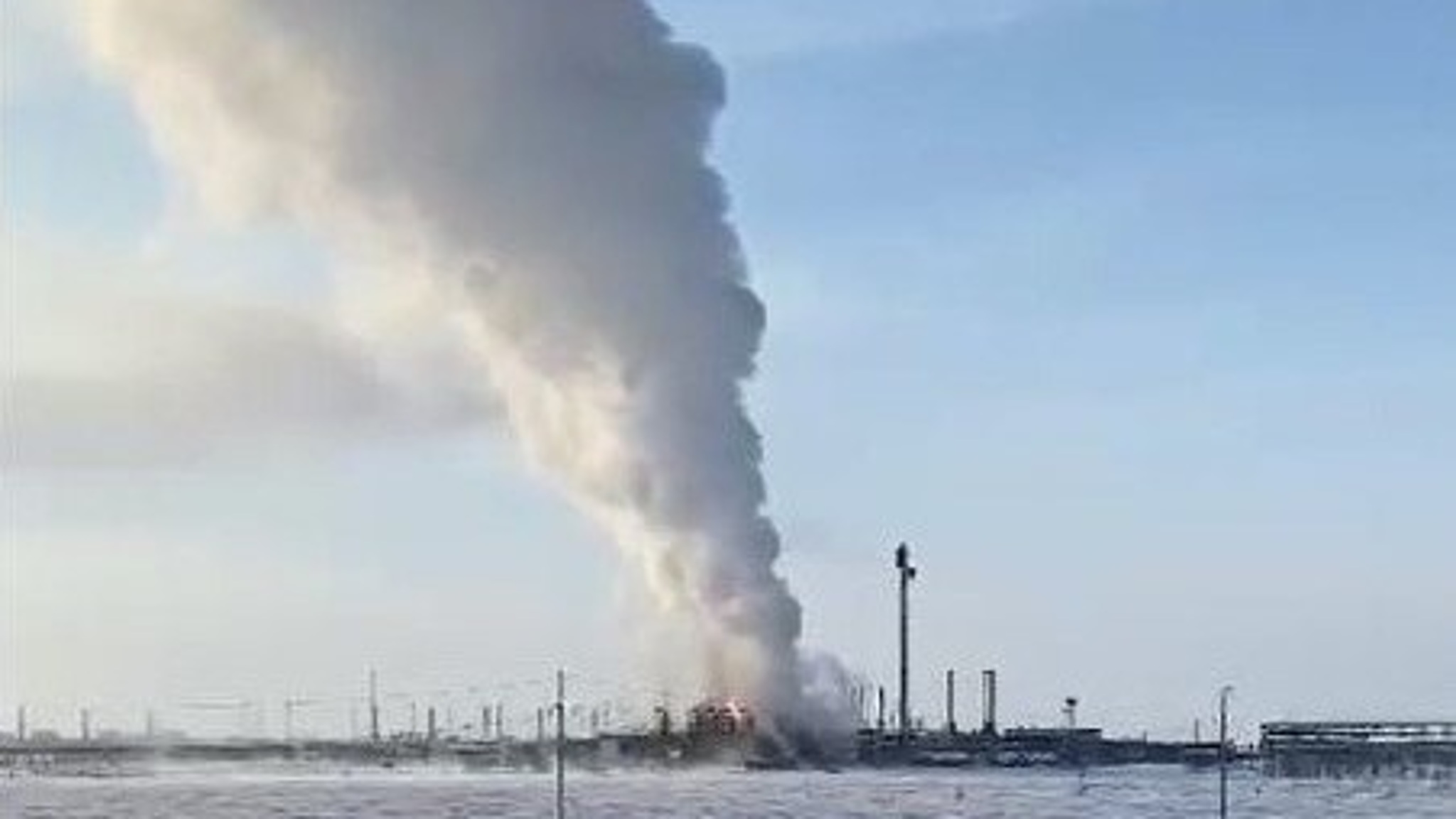 Природоохранная прокуратура начала проверку после пожара на ямальском месторождении