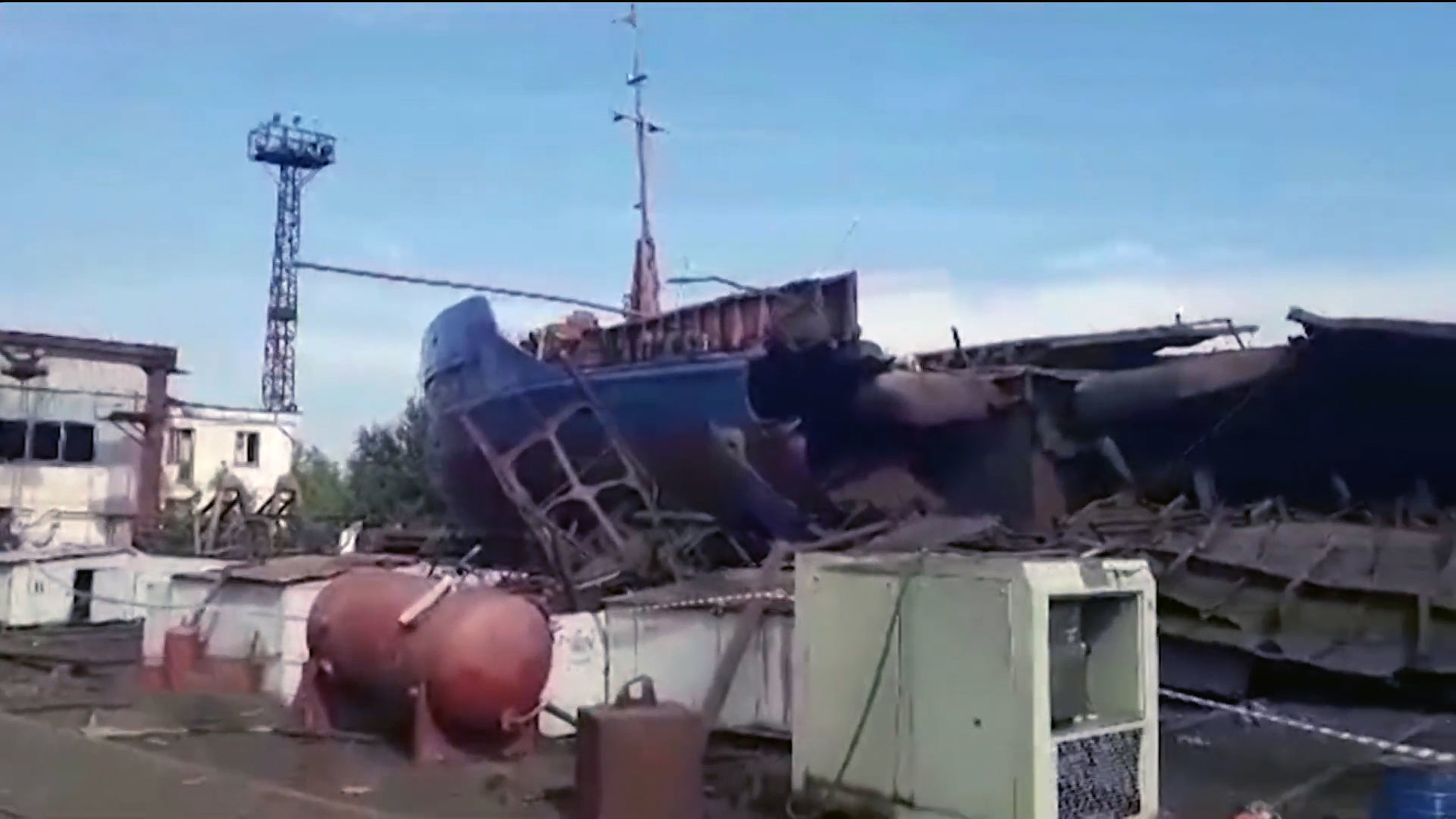 В Волжском оглашен приговор по делу о взрыве газа на барже