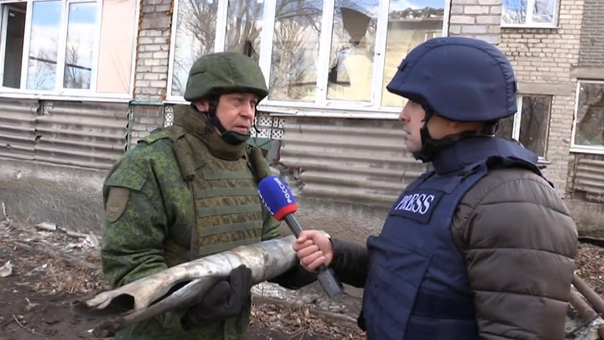 Украинские силовики снова обстреляли населенные пункты ДНР