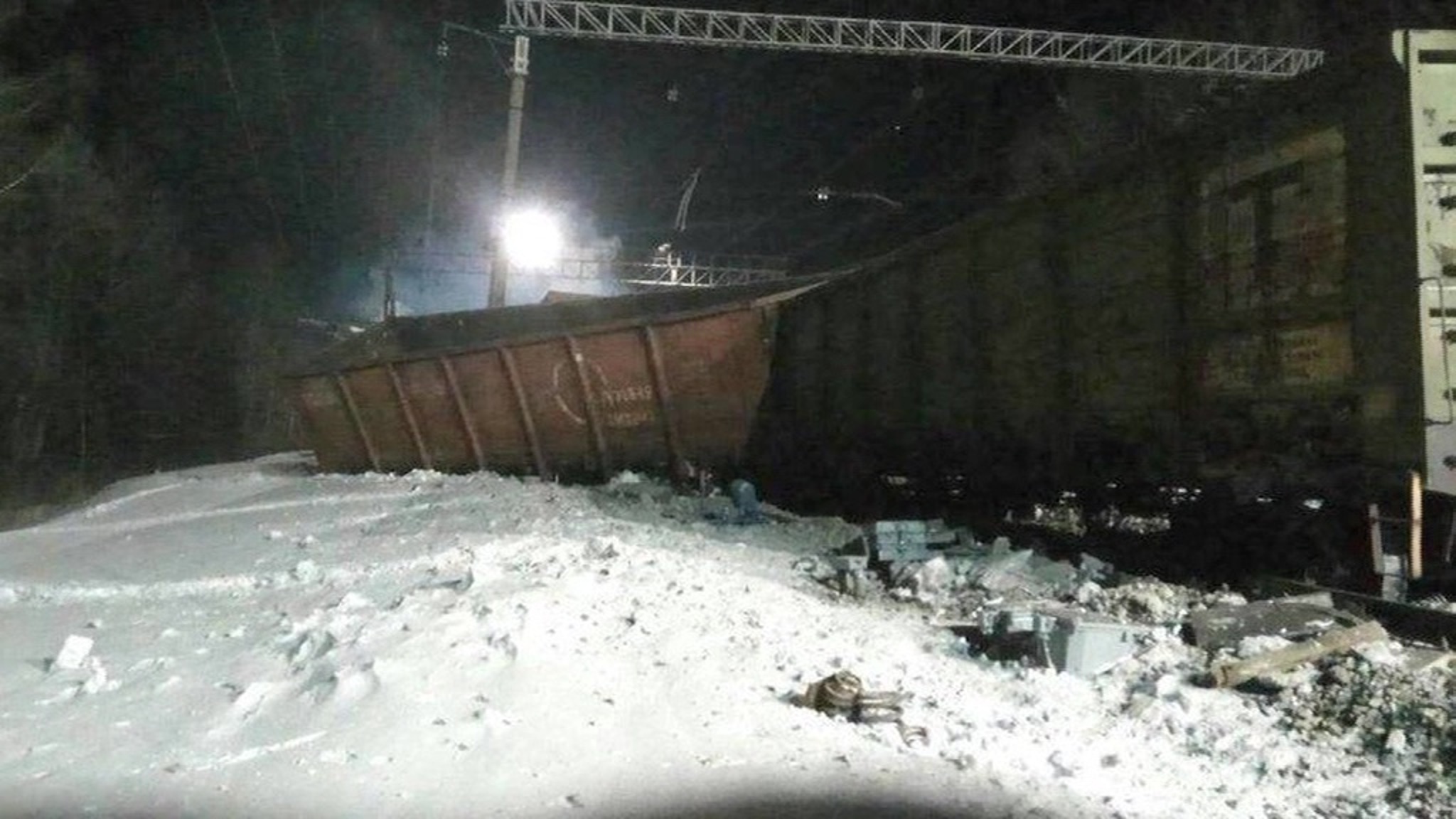 В Забайкалье частично восстановлено движение после схода с рельсов вагонов с углем