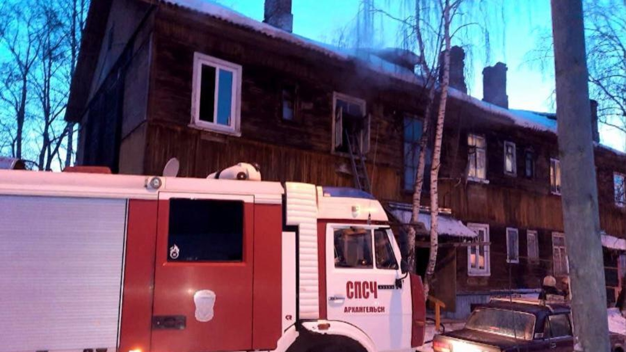В Архангельске выясняют причину пожара в жилом доме