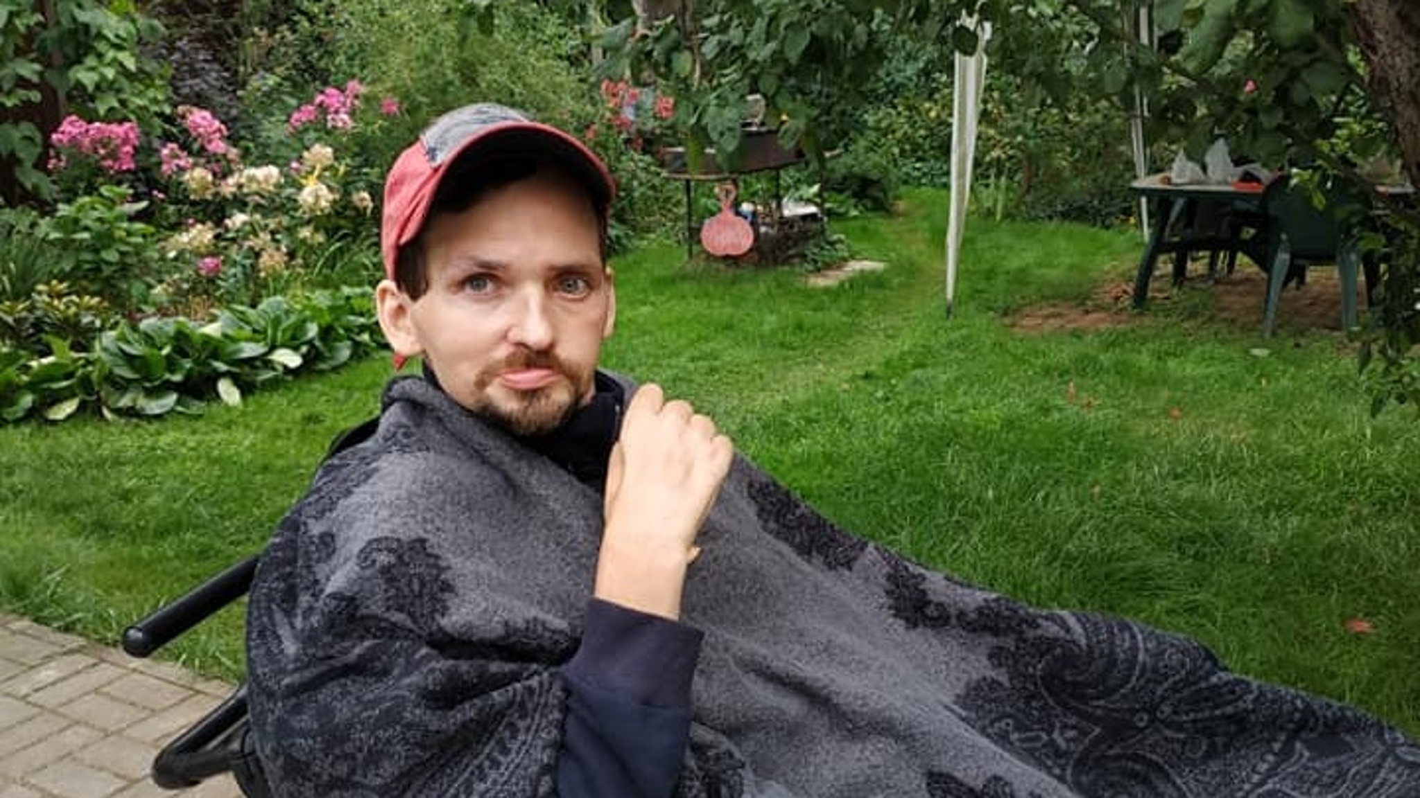 Алексею Янину и Аркадию Аксенову требуется помощь