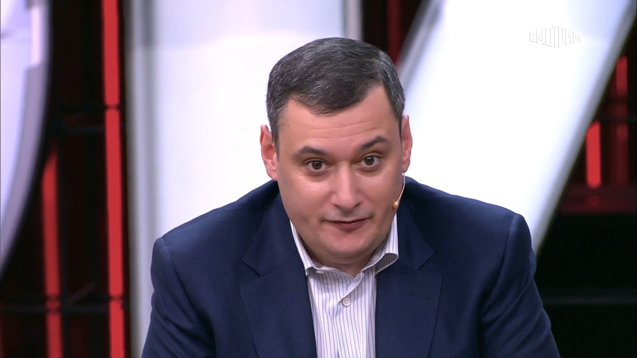 Александр Хинштейн: "Не отвечайте в Интернете на хейт хейтом"