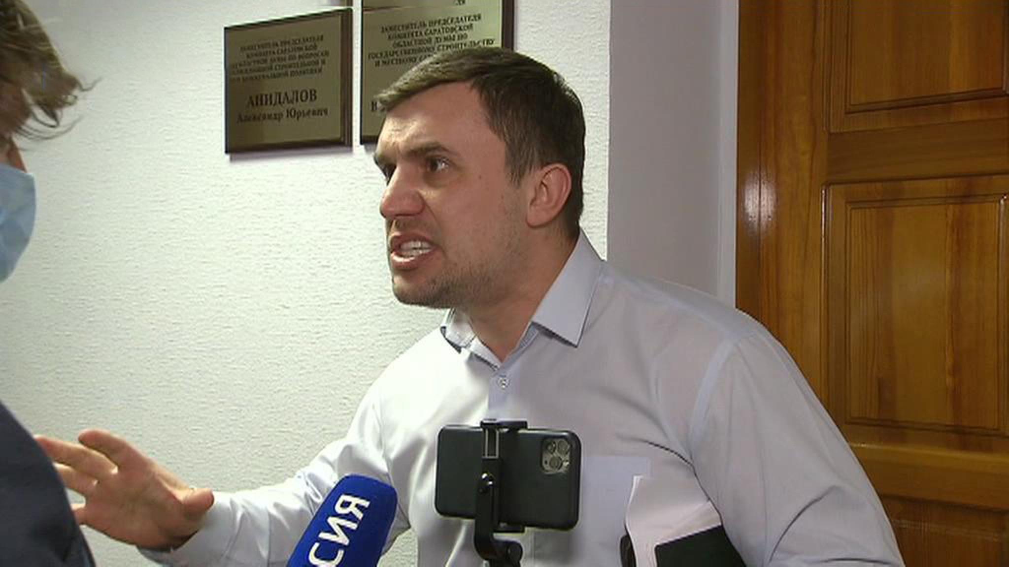 Кеша, Фаик и Стрелок: с кем отдыхает саратовский депутат Николай Бондаренко