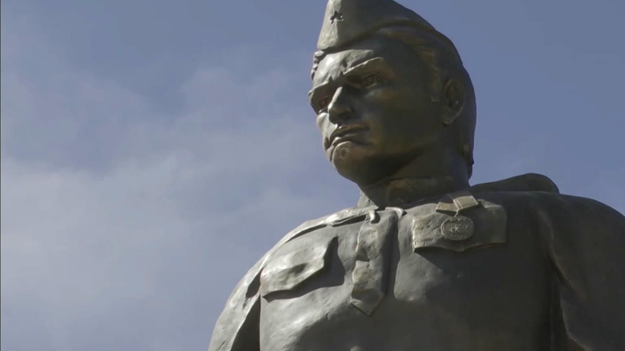 Памятник воину-освободителю сгорел в Татарстане