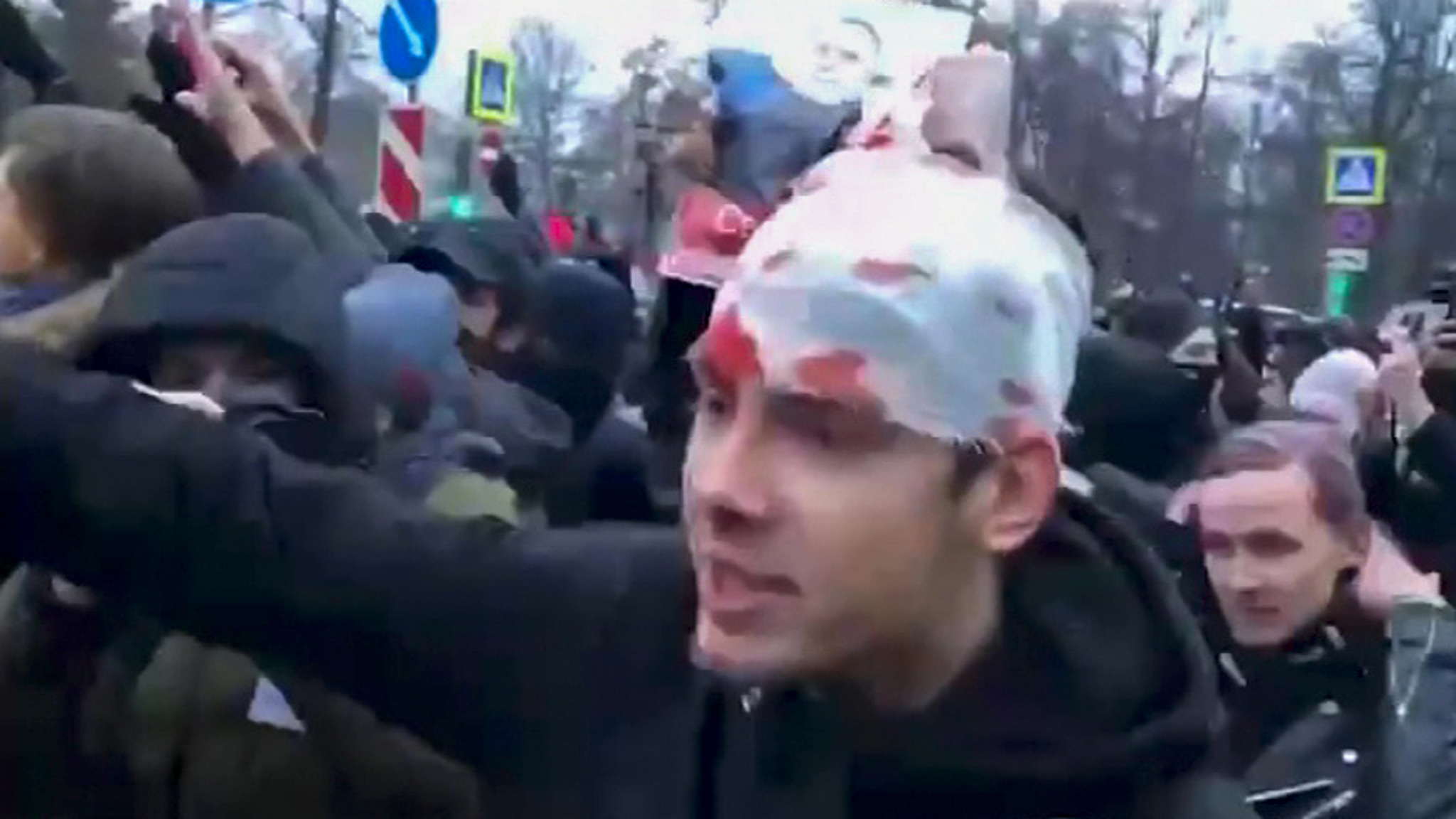 А был ли окровавленный мальчик?