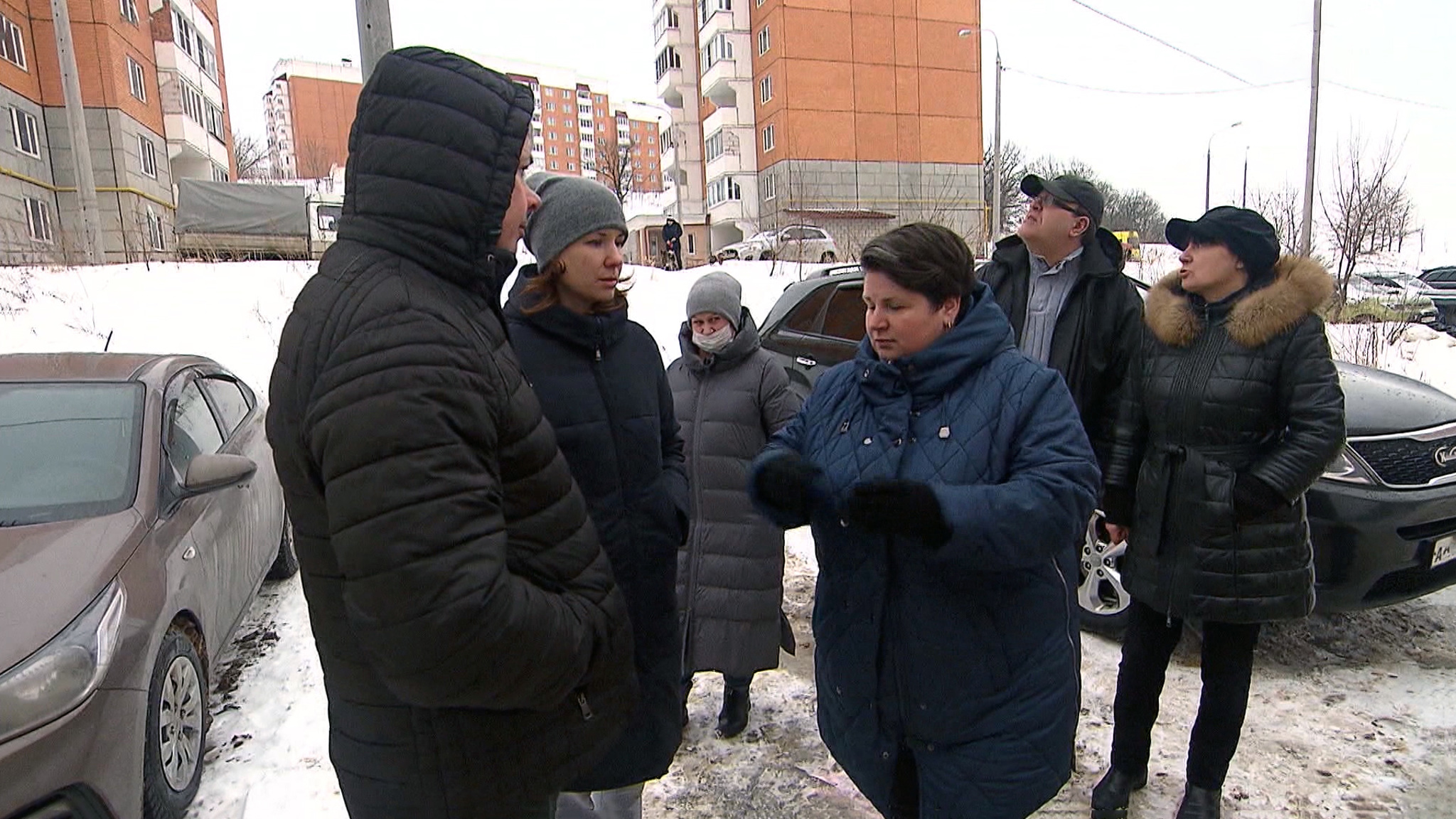 Не прошли госприемку: дольщики живут в выкупленных домах на птичьих правах