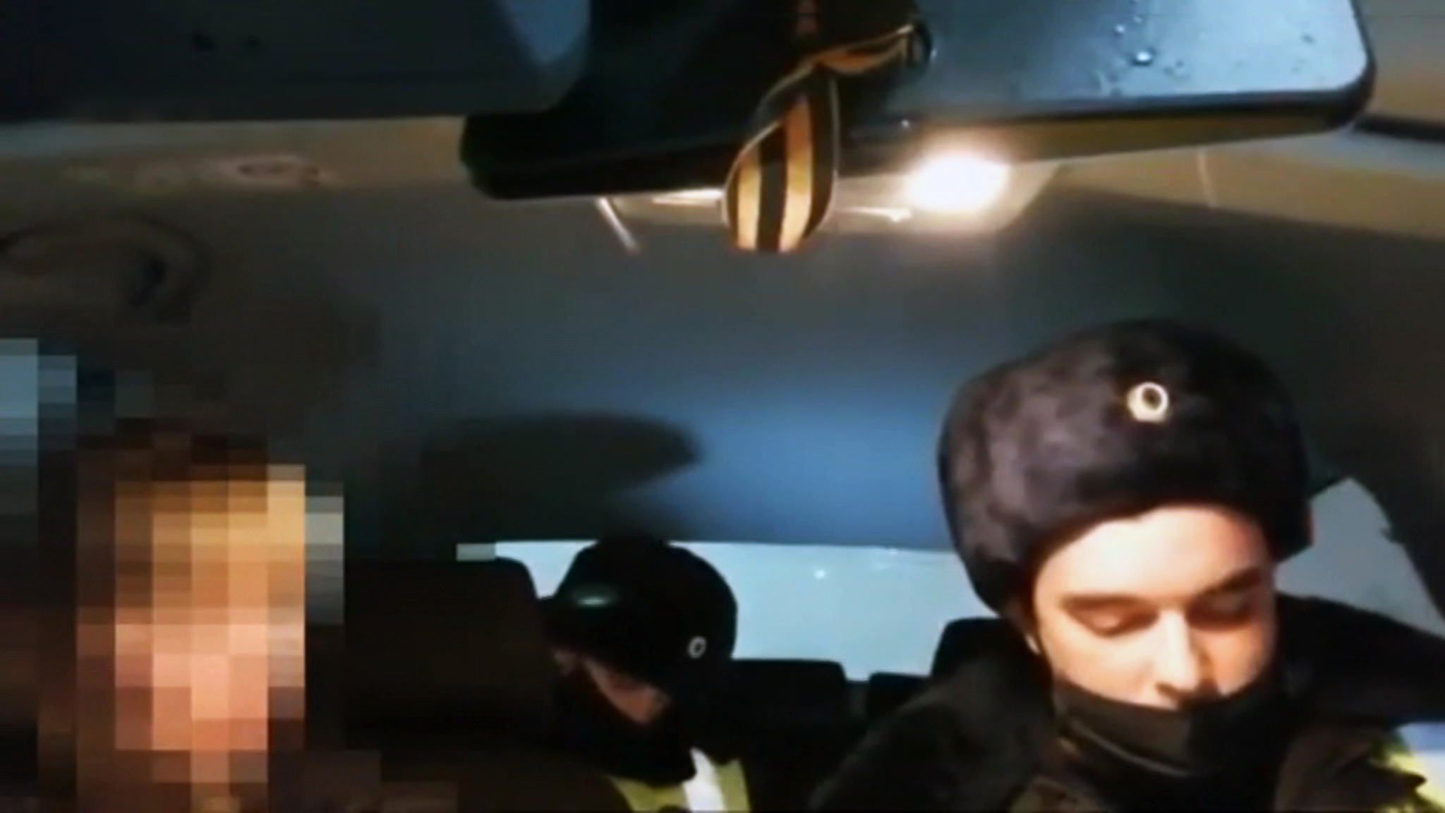 Под Красноярском поймали пьяную автоледи, катавшую детей в машине
