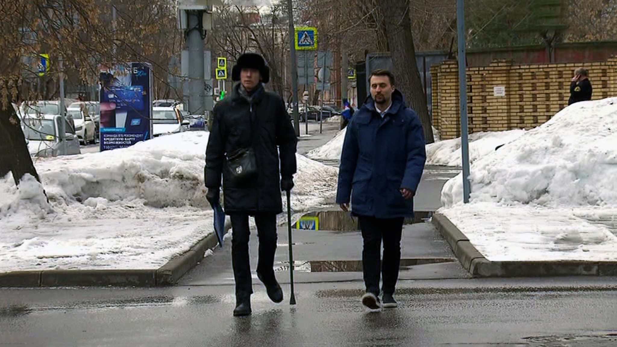 В Москве девушки-наживки заманивают мужчин в кальянные, а потом выставляют счета на десятки тысяч