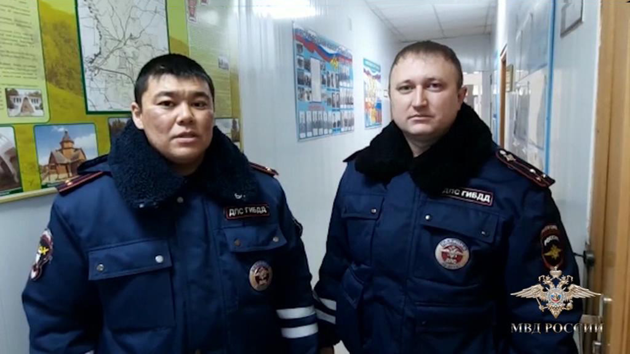 Оренбургских инспекторов наградят за спасение людей из снежного плена