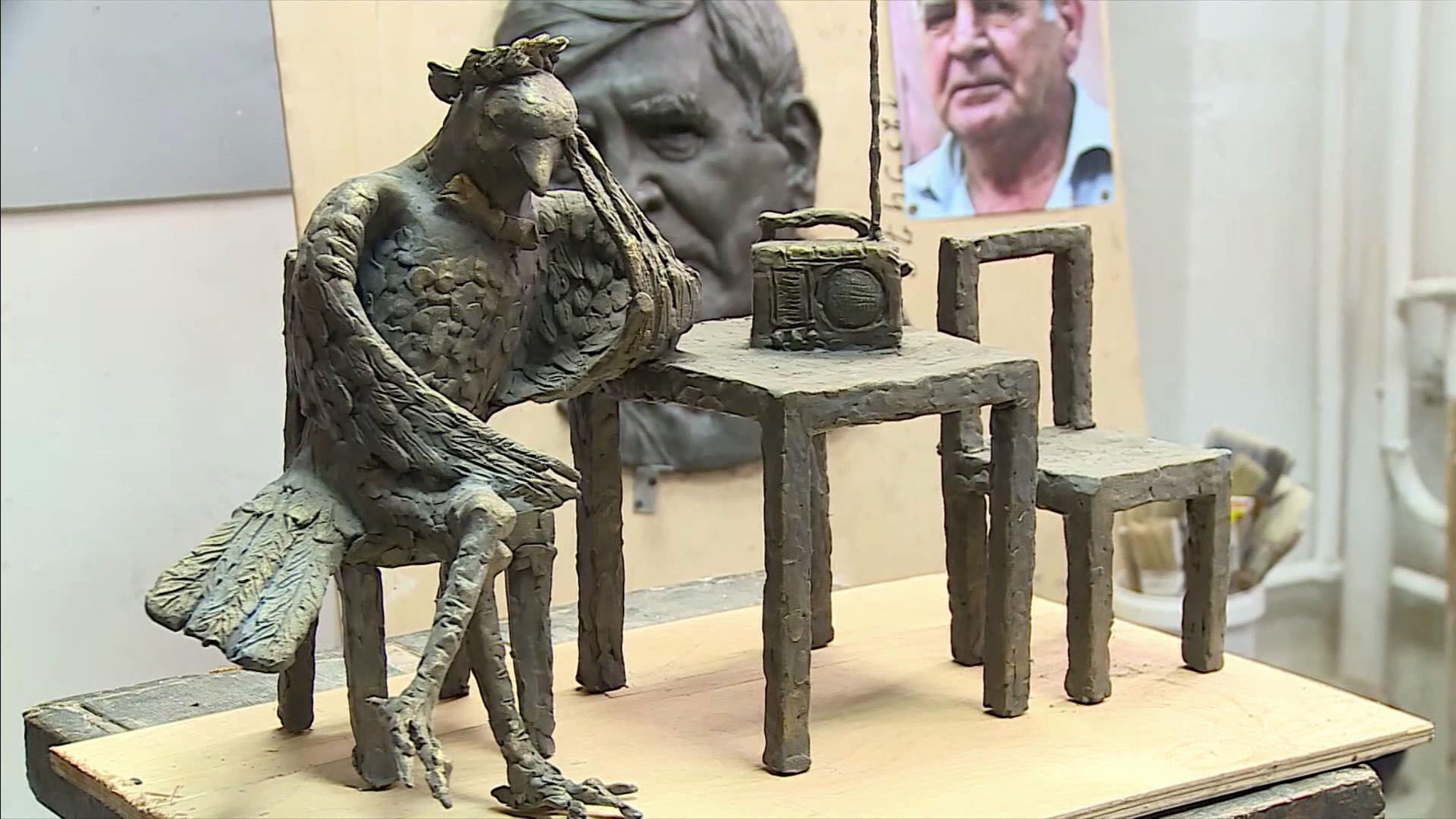 Улицы Курска украсили новые скульптуры. Среди них — Курский соловей