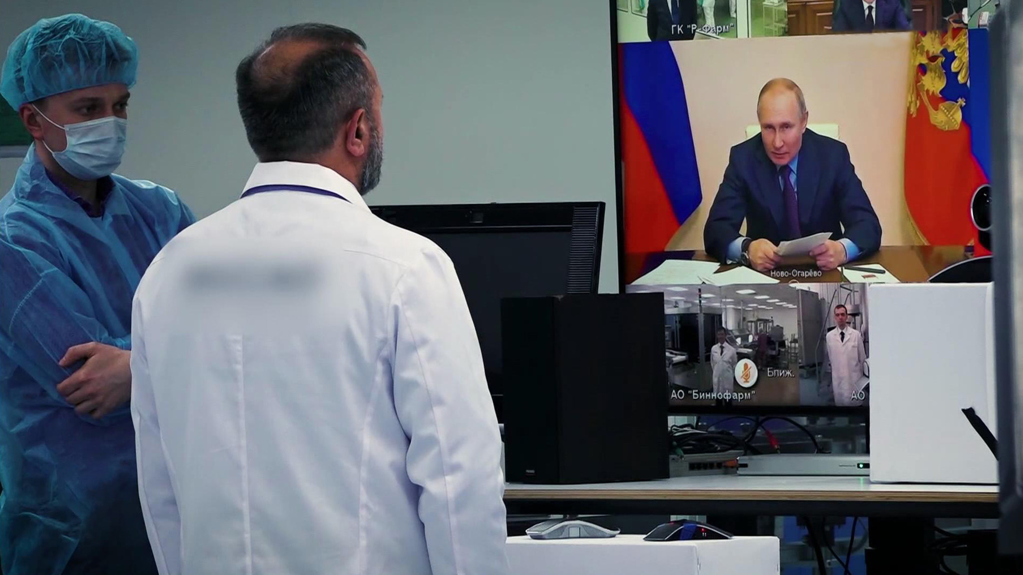 Какой вакциной привился Путин, знает только его врач