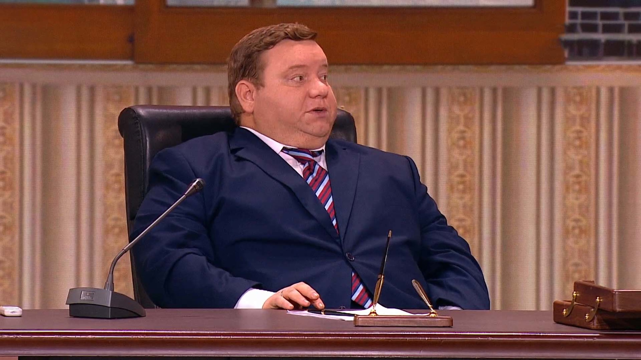 В кабинете начальника