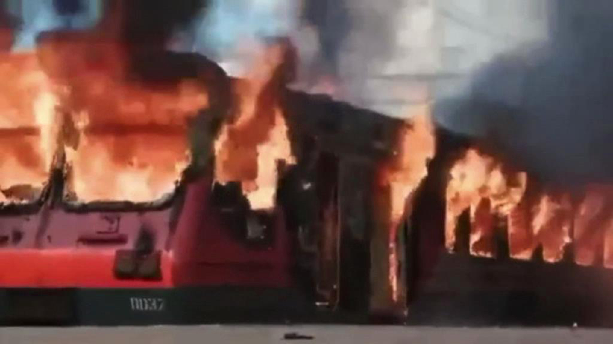 Причину пожара в электричке в Малоярославце выяснит прокуратура