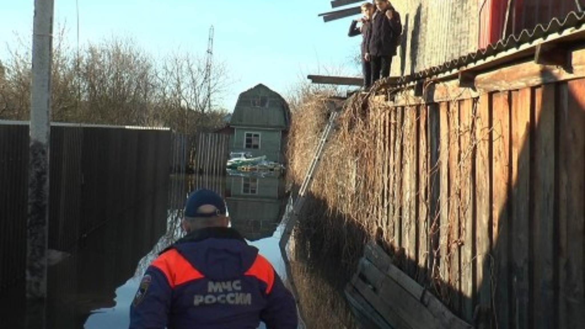 В Обнинске Протва затопила дачные участки