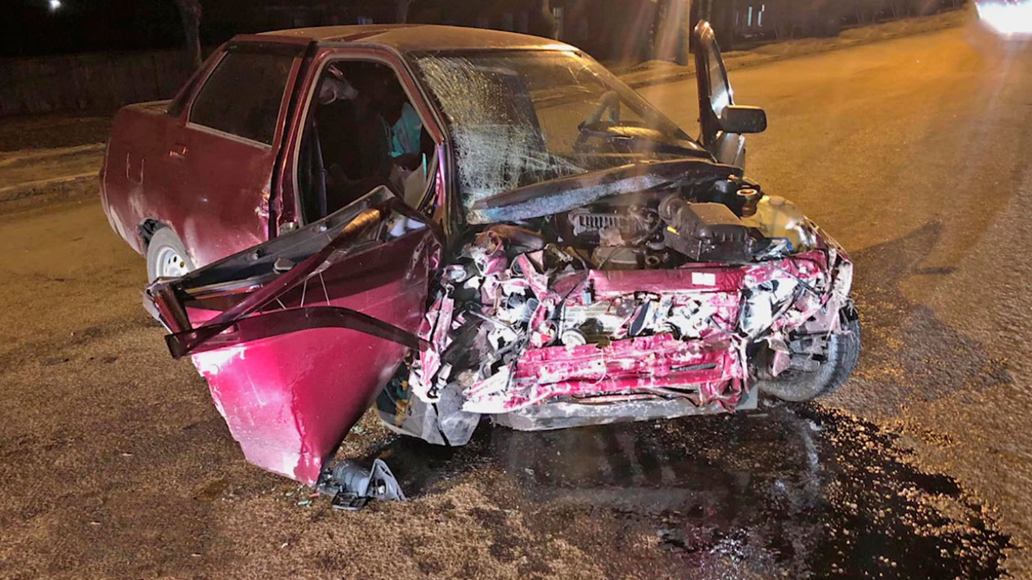 "ВАЗ" и Mazda не поделили дорогу в Тамбове: есть пострадавшие