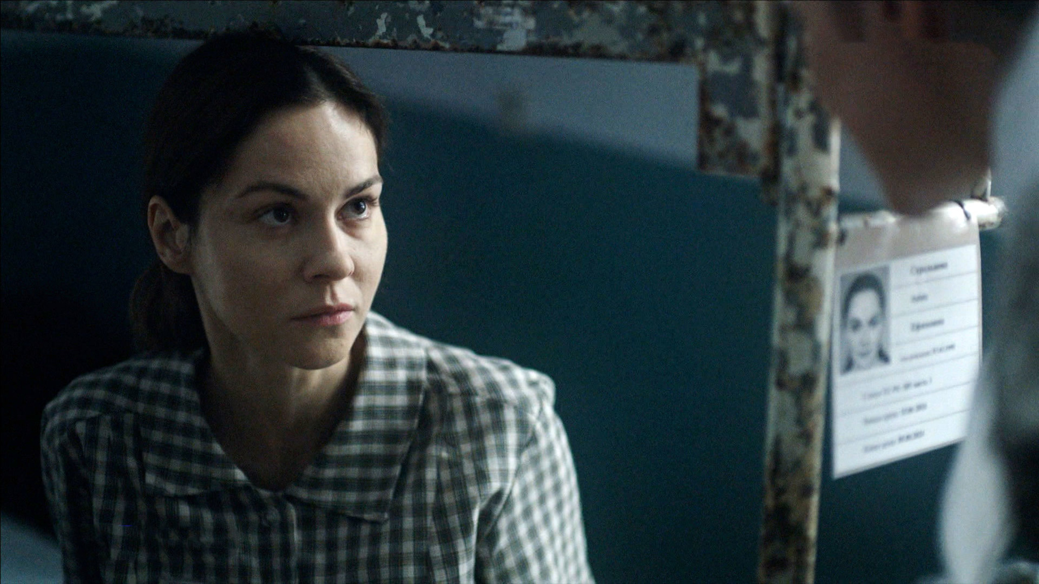 Даже в тюрьме она не теряет веры в себя: продолжение сериала "Несломленная"