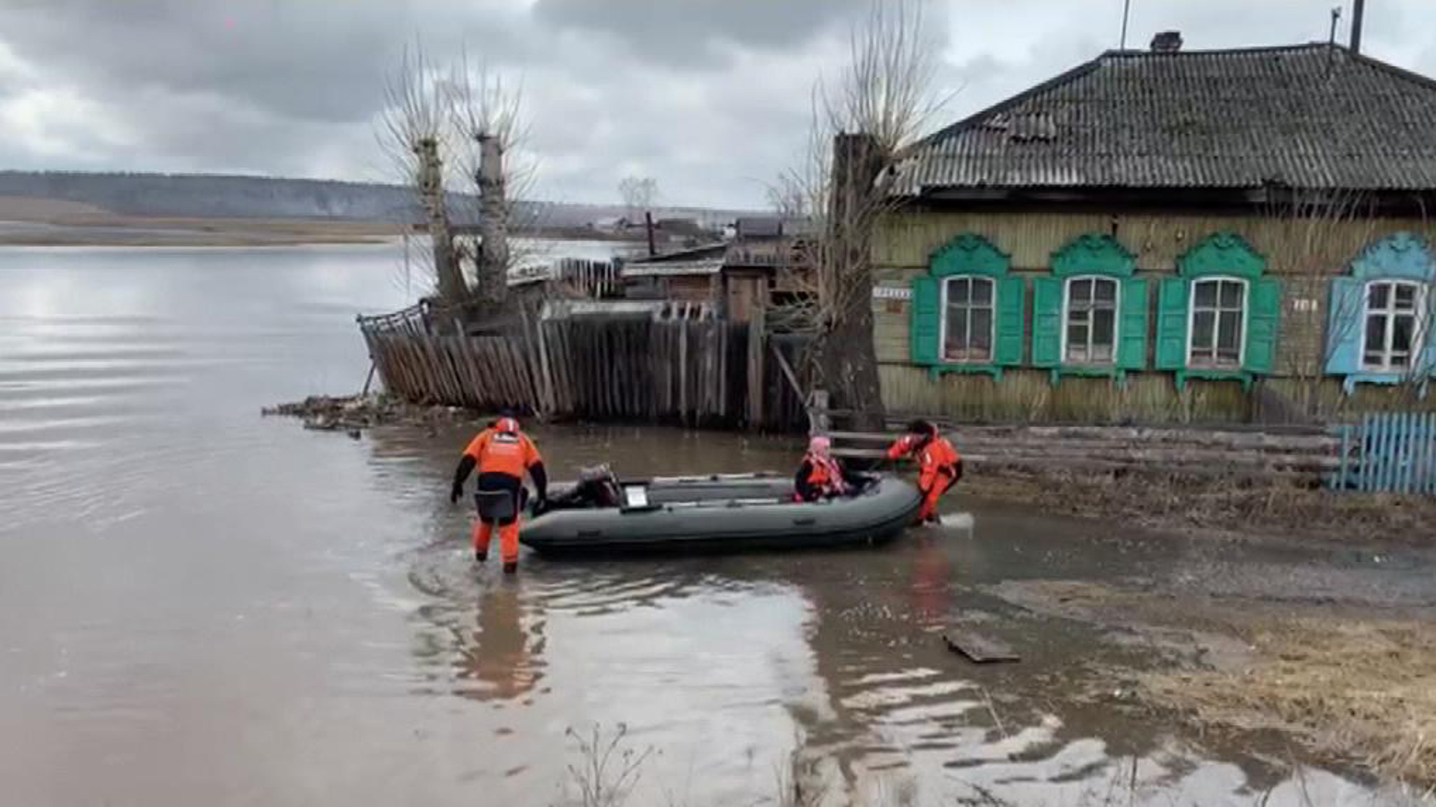 В Иркутской области из-за пводка эвакуируют поселок